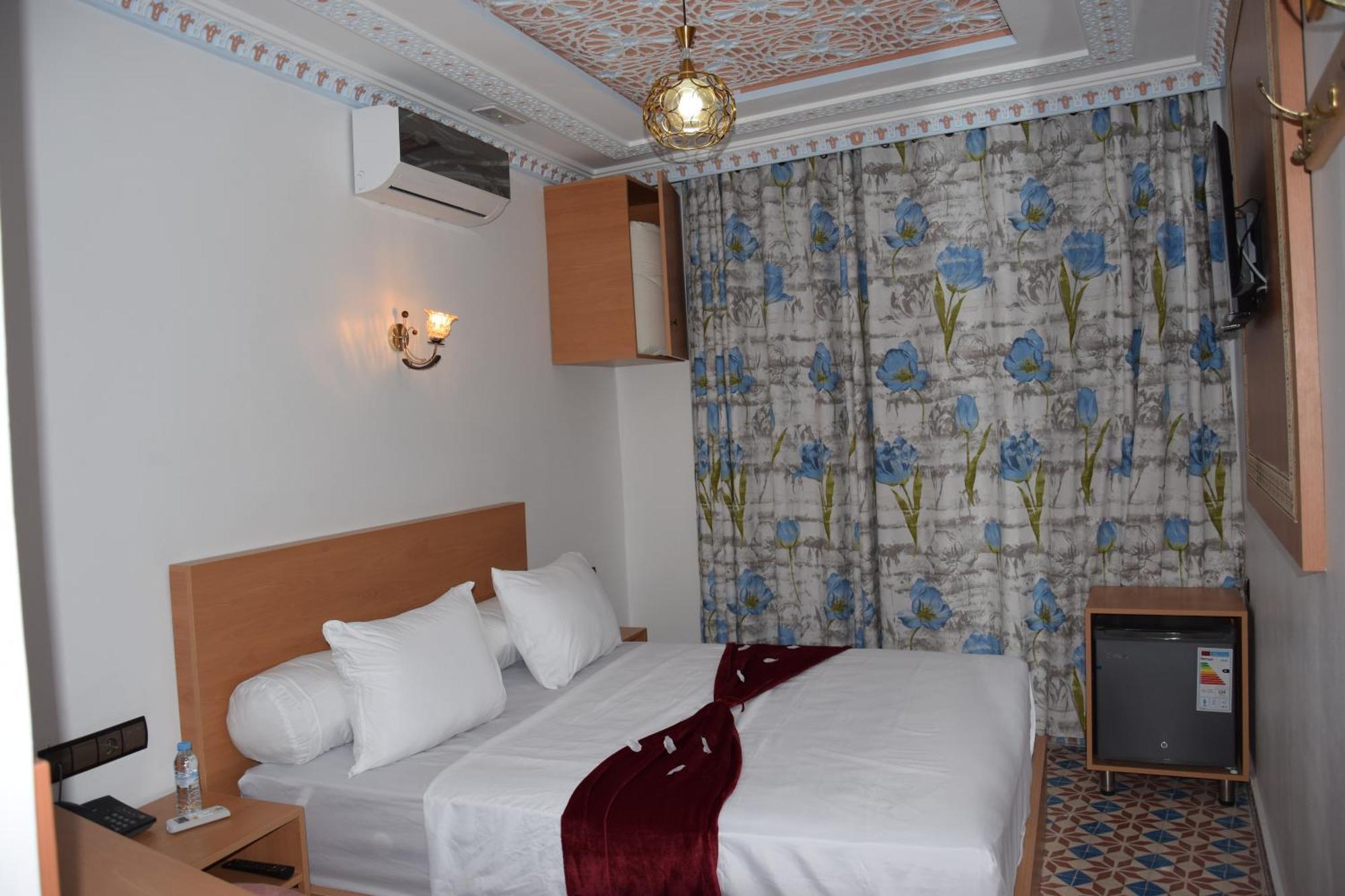 Diyafat Bladi Hotel Oujda Ngoại thất bức ảnh