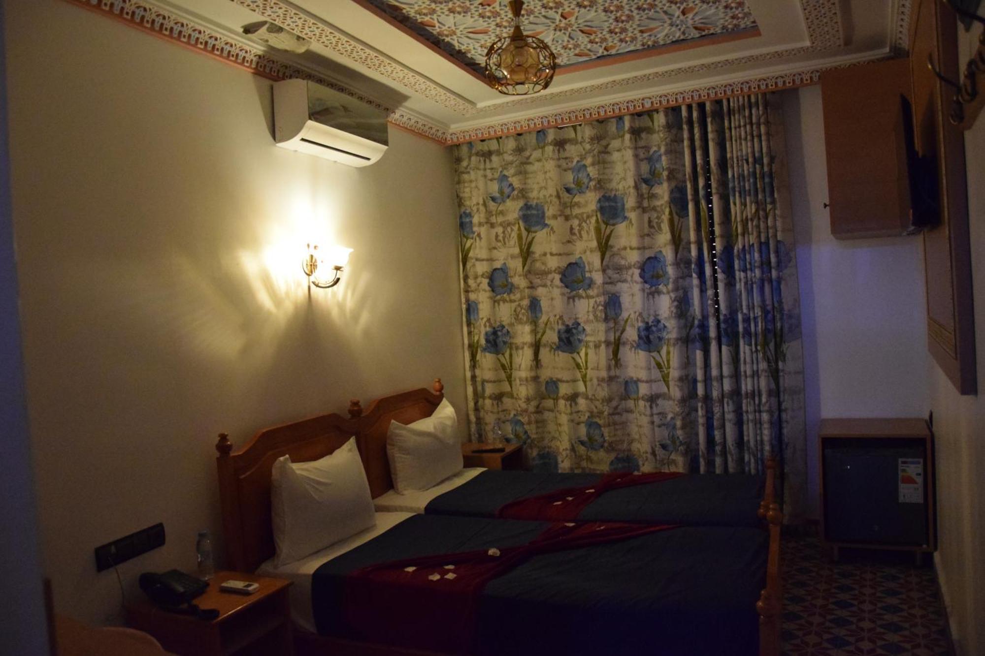 Diyafat Bladi Hotel Oujda Ngoại thất bức ảnh