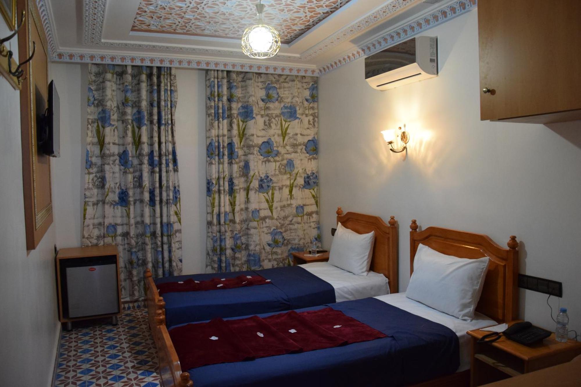 Diyafat Bladi Hotel Oujda Ngoại thất bức ảnh